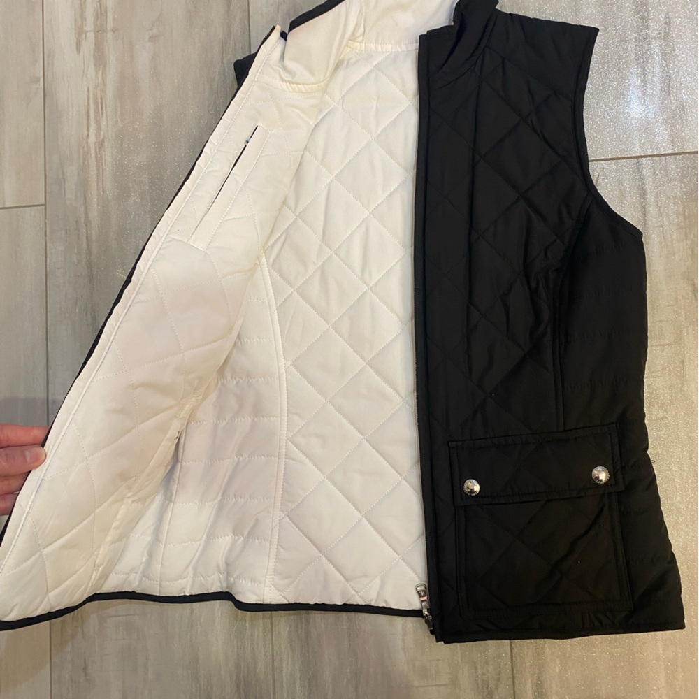 Lauren by Ralph Lauren Black and White Reversible Insulated Puffer Vest, Small - Picture 7 of 14